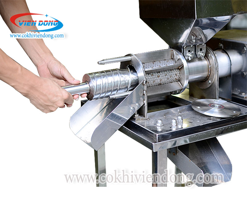 vệ sinh máy ép nước cốt dừa