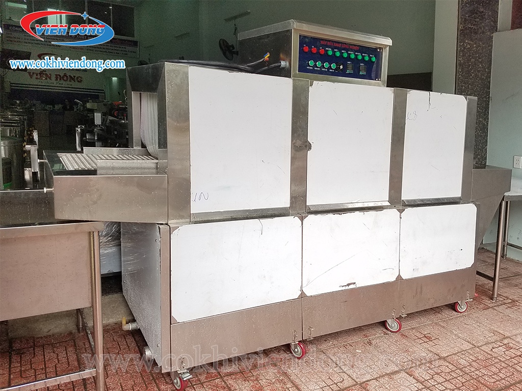 Máy rửa khay công nghiệp Máy rửa khay công nghiệp