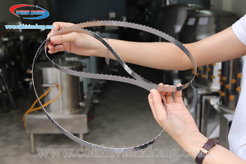 lưỡi máy cưa xương