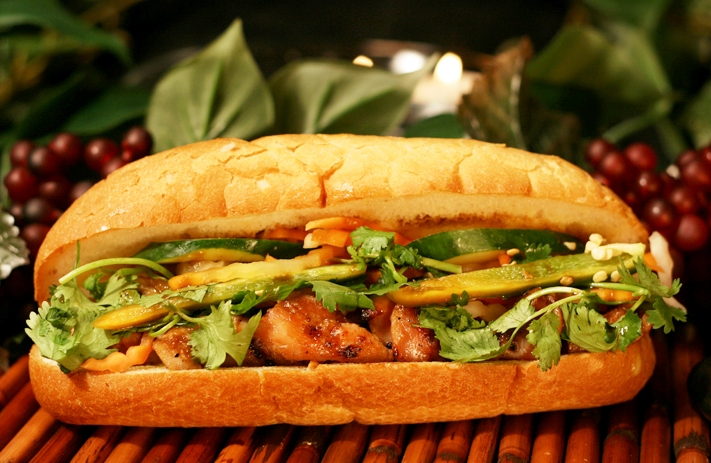 Bánh mì Việt Nam khi mang dấu ấn đặc trưng của mỗi vùng miền