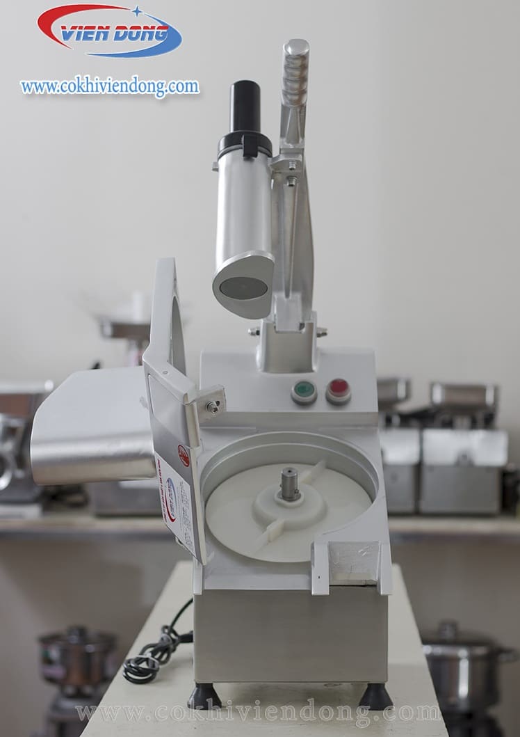 Máy thái rau củ quả 