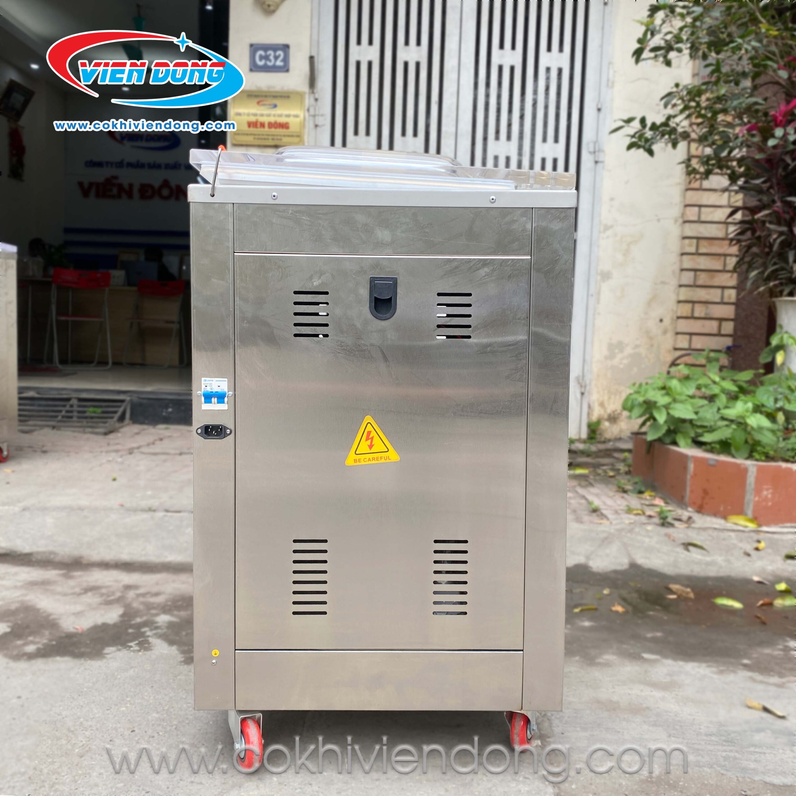 Máy ép chân không điều khiển cơ Máy ép chân không điều khiển cơ