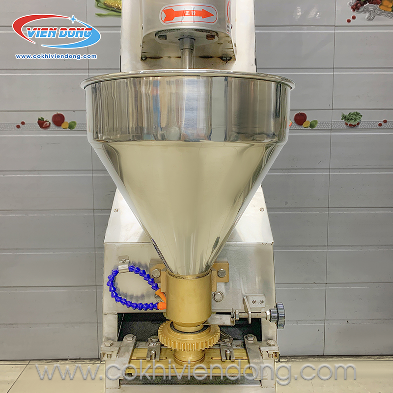 Máy đùn nem chua tự động