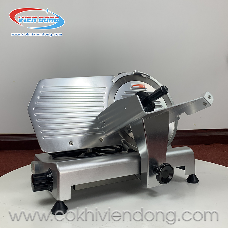 Máy cắt thịt đông