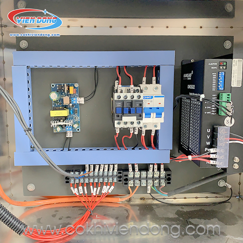 máy cắt thịt công nghiệp