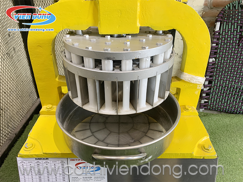máy chia bột bằng tay 36 phần