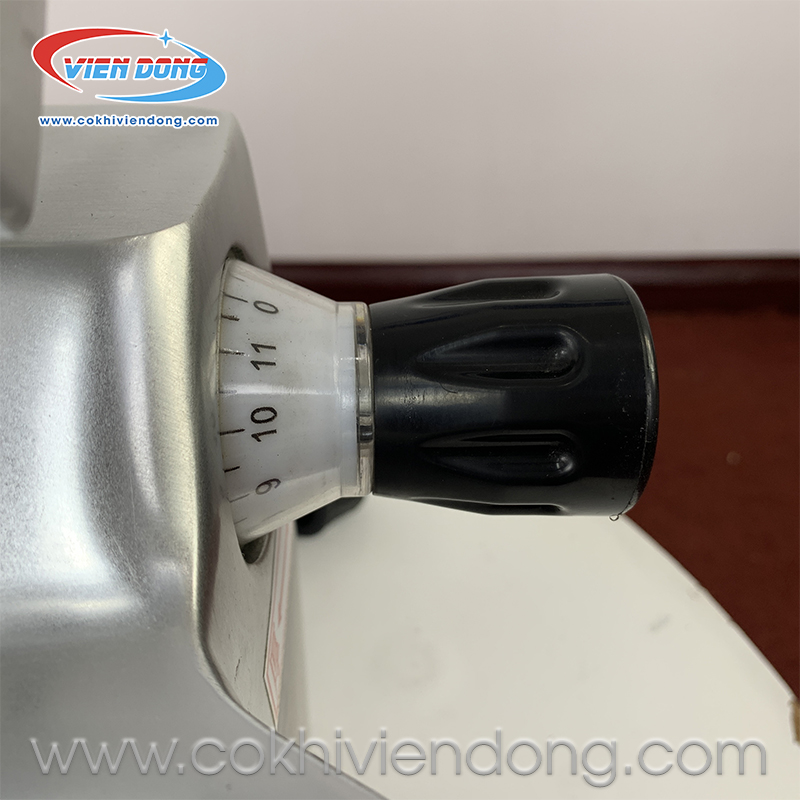 máy xắt thịt