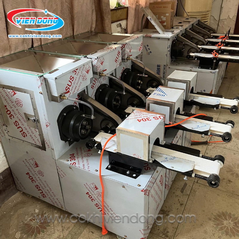 Máy làm quẩy xoắn