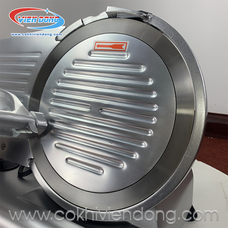 Máy thái thịt bò chín