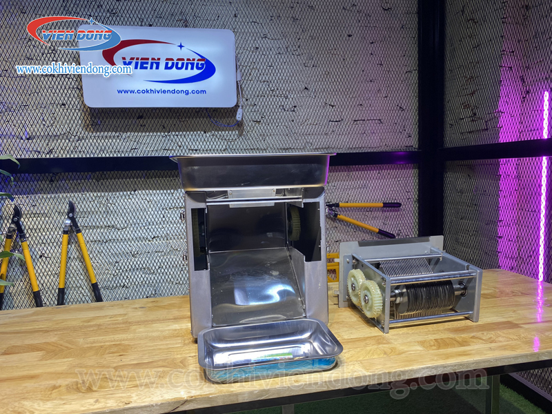 Máy Cắt Thịt Heo