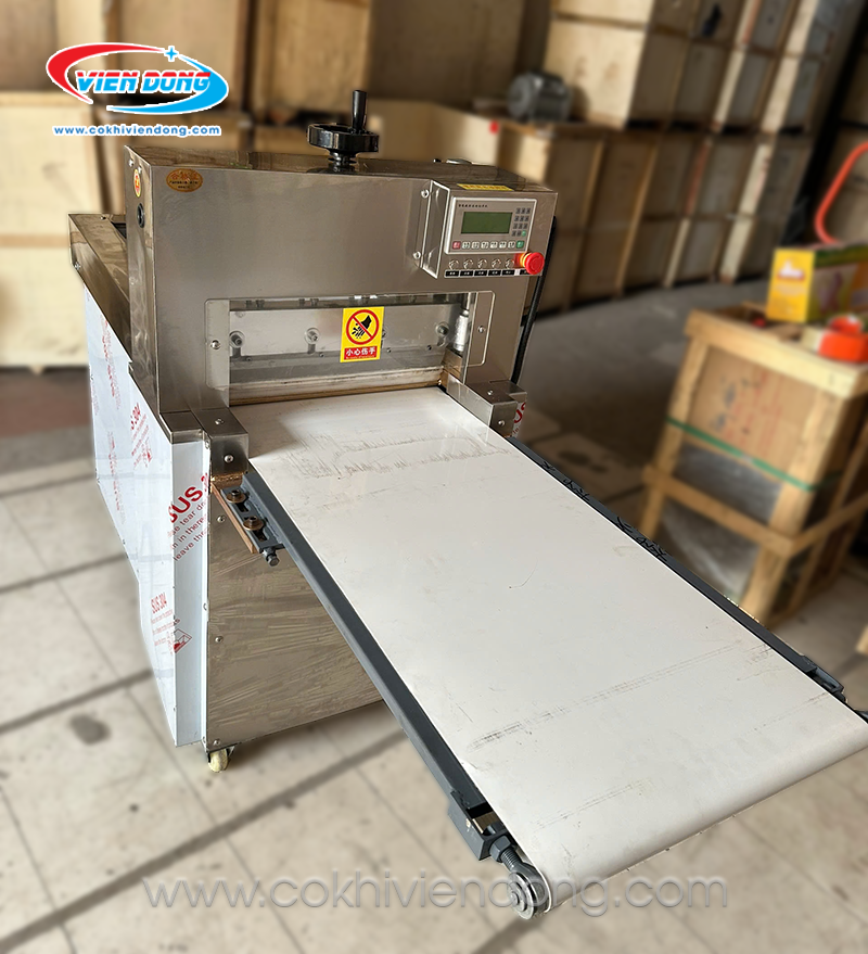 máy cắt thịt đông